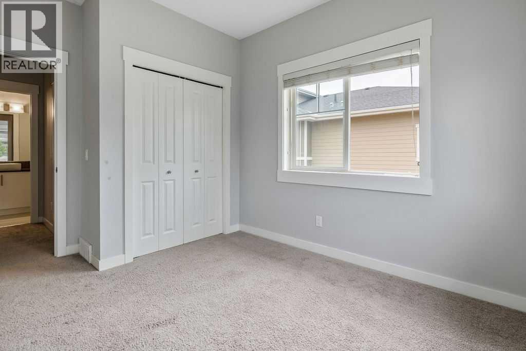 22 West Coach Manor Sw Property Photo 18