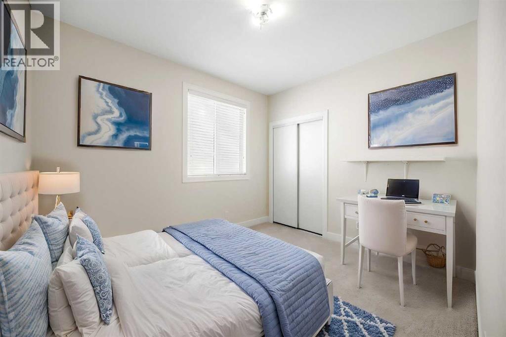 596 Windbrook Heights Property Photo 23