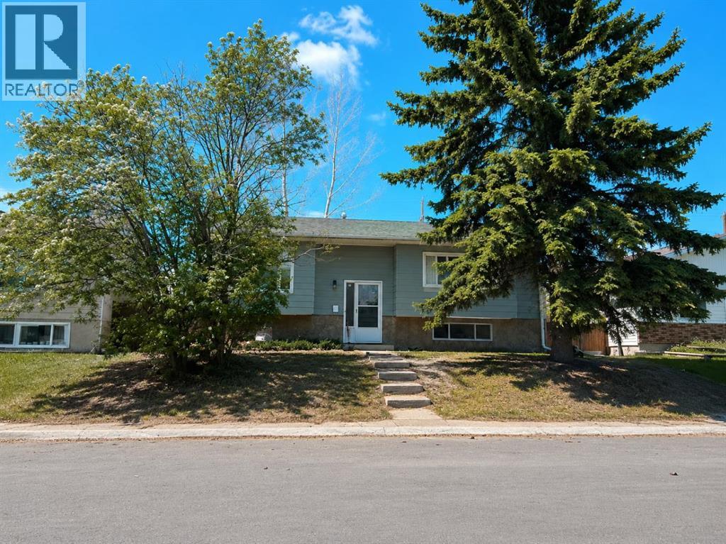 215 Penbrooke Way Se Property Photo 1