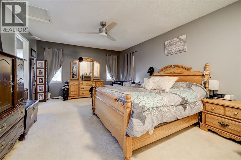 222 Mcewan Street Property Photo 12