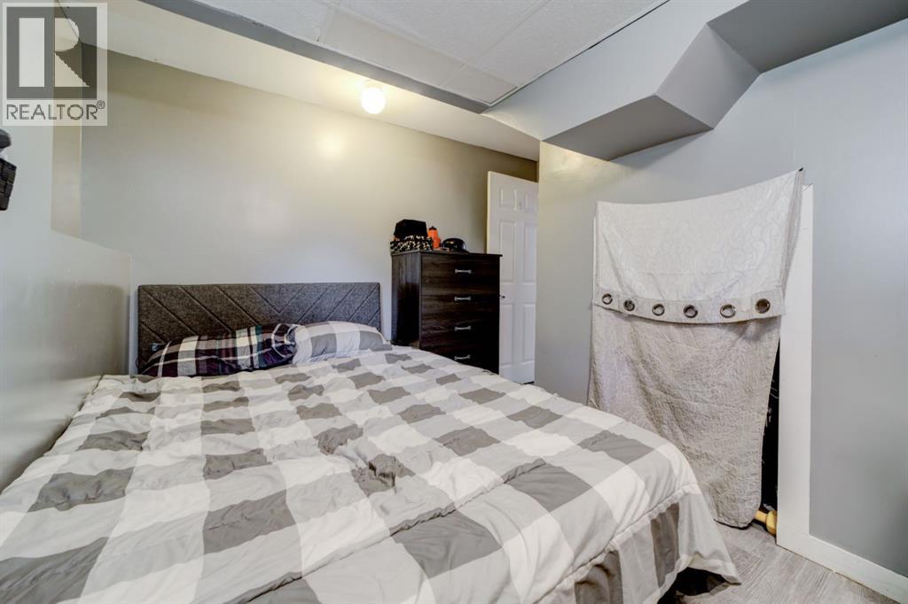 222 Mcewan Street Property Photo 23