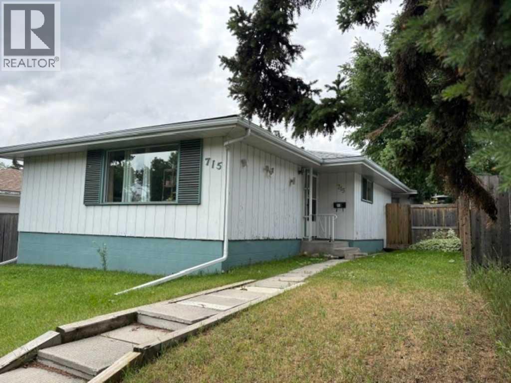 715 64 Avenue Nw Property Photo 1