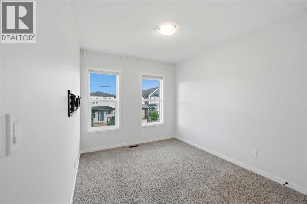 156 Seton Villas Se Property Photo 40