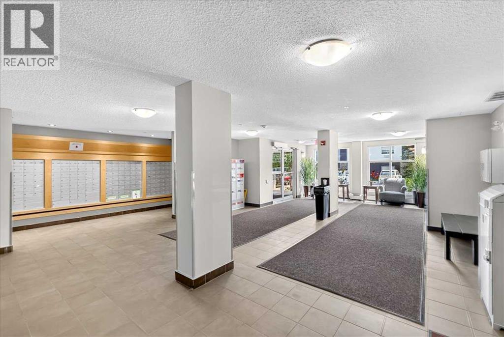 11811 Lake Fraser Drive Southeast Property Photo 4