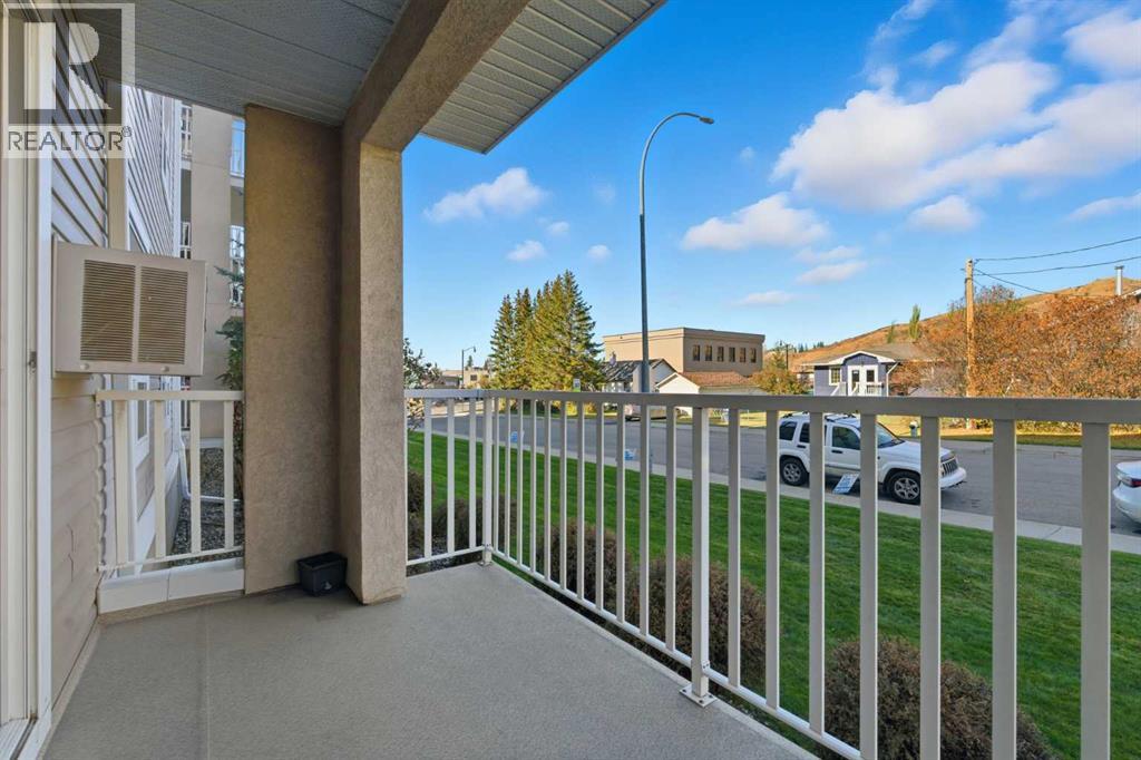 128 Centre Avenue Property Photo 18