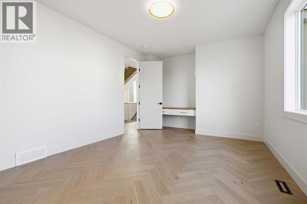 2131 29 Avenue Sw Property Photo 22