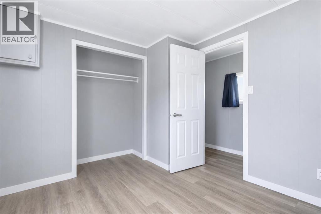 5344 76 Street Property Photo 10