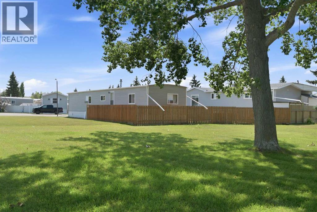 5344 76 Street Property Photo 24