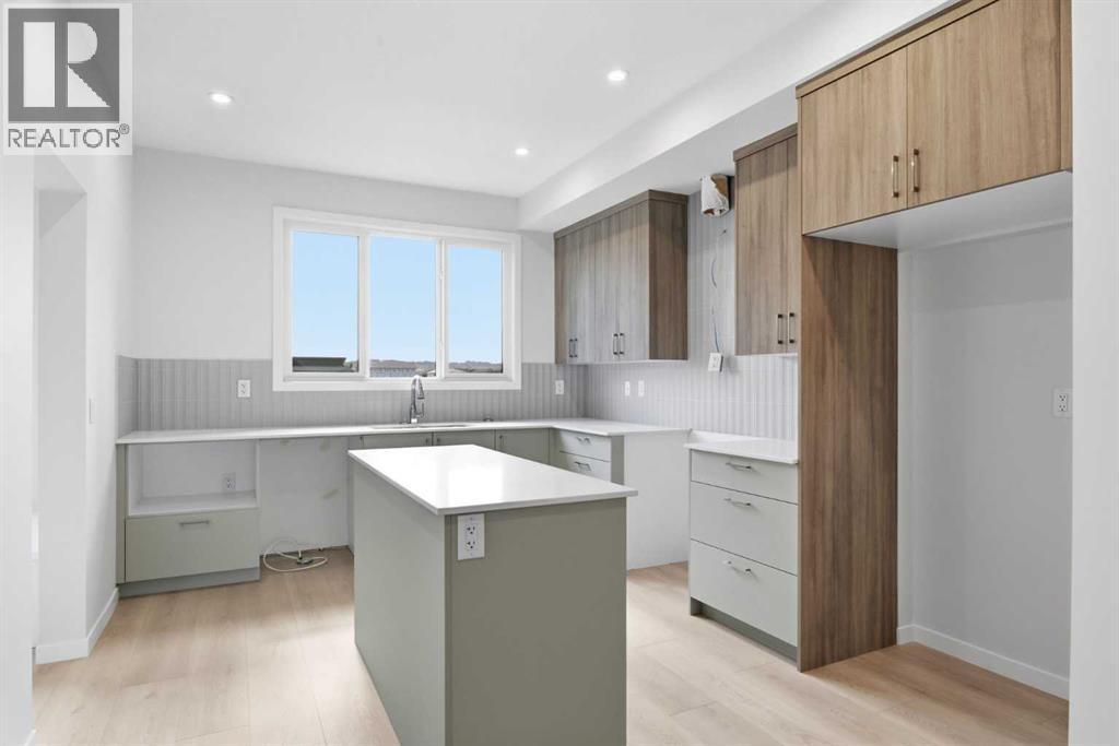 131 Royston Way Nw Property Photo 4