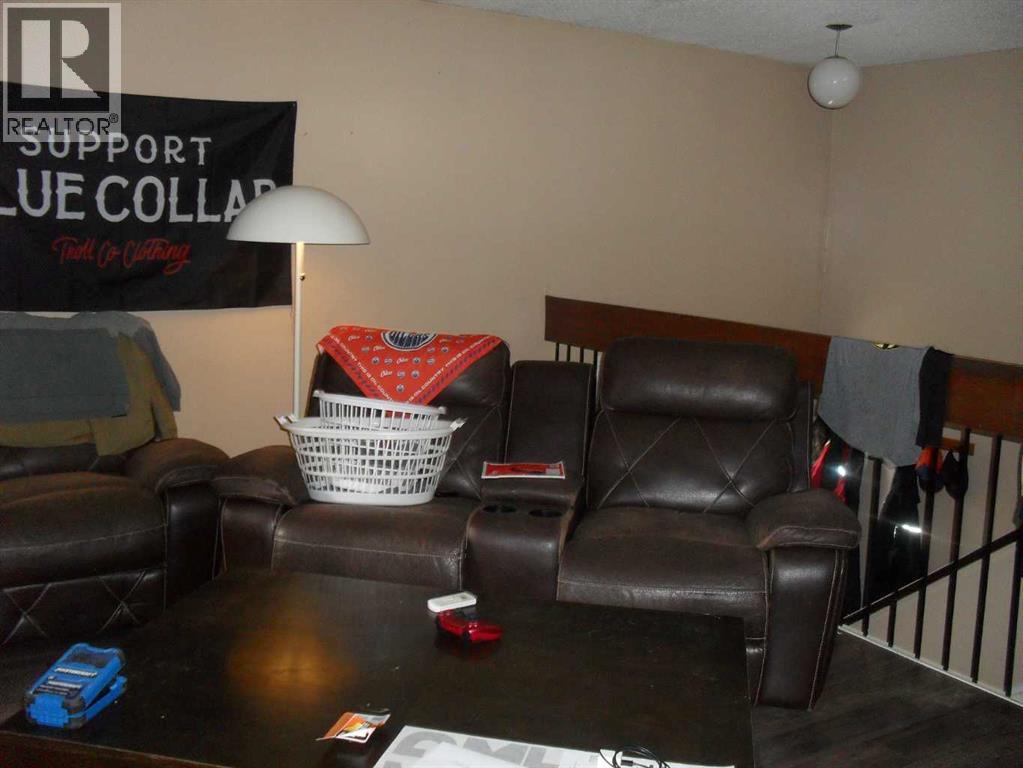 406 3 Street Nw Property Photo 6