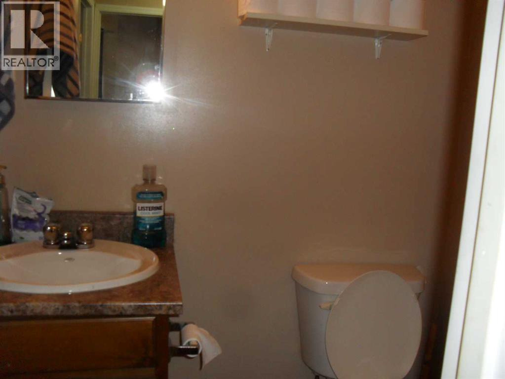 406 3 Street Nw Property Photo 11