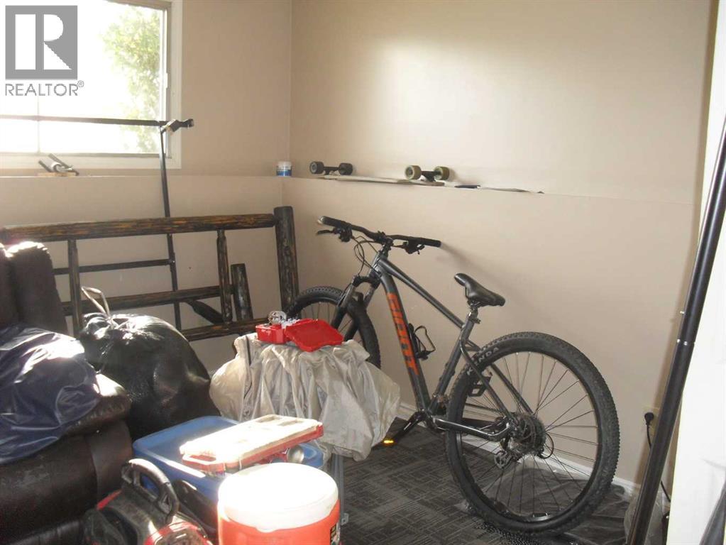 406 3 Street Nw Property Photo 16