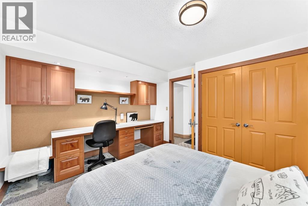 1009 15 Street Property Photo 38