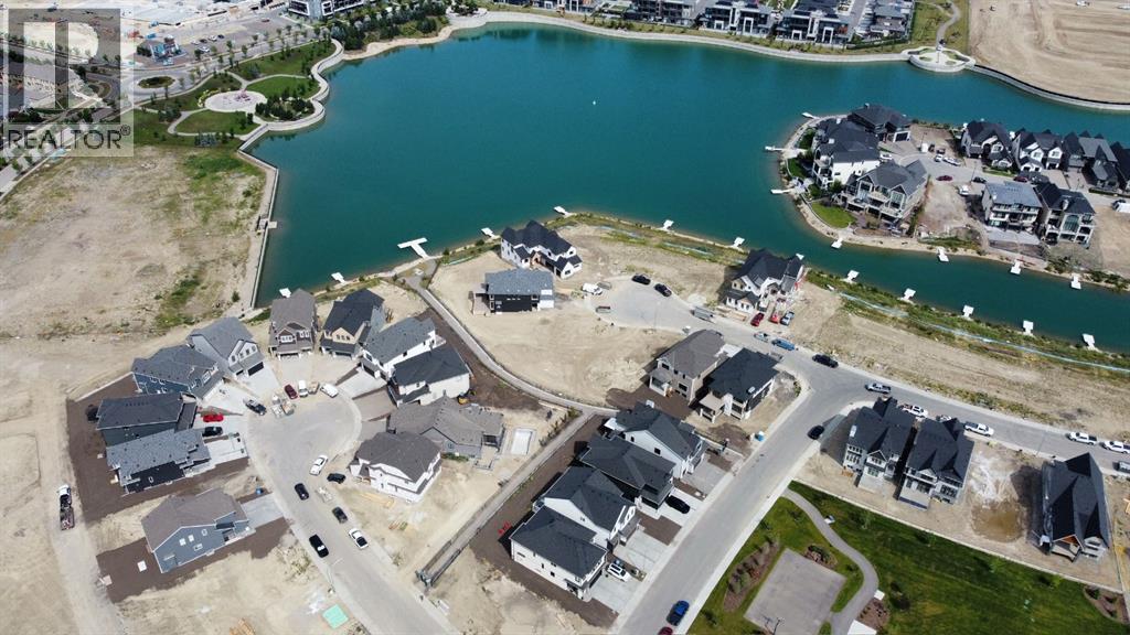 501 Marina Grove Se Property Photo 3