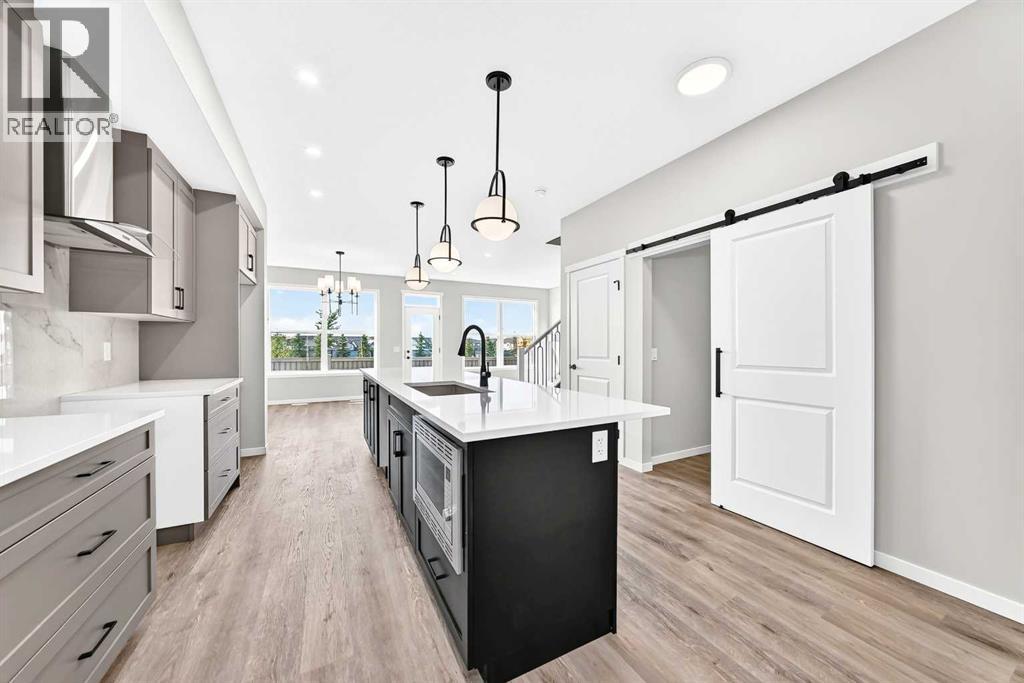 99 Mercado Crescent Se Property Photo 13