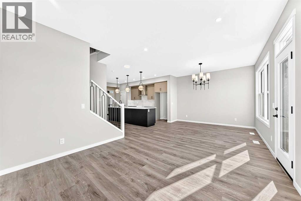 99 Mercado Crescent Se Property Photo 26