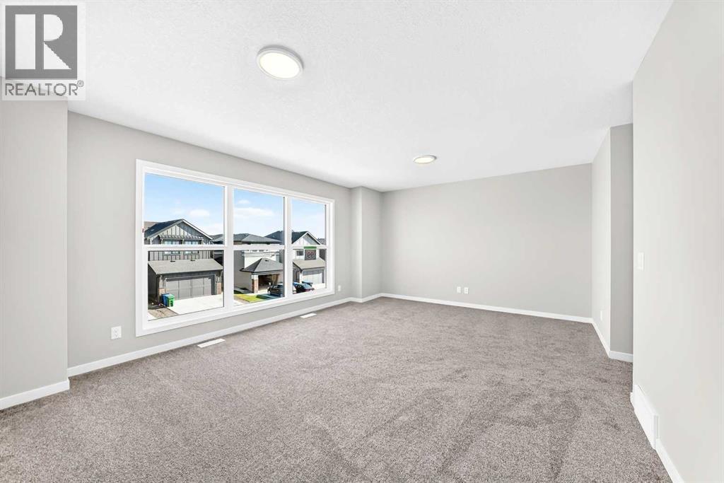 99 Mercado Crescent Se Property Photo 32