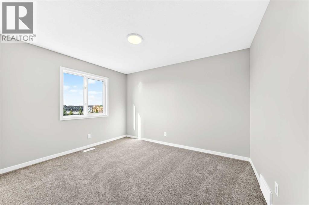99 Mercado Crescent Se Property Photo 36