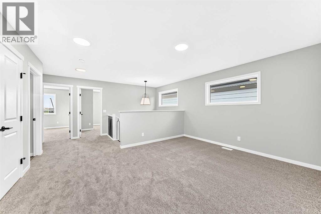 99 Mercado Crescent Se Property Photo 42