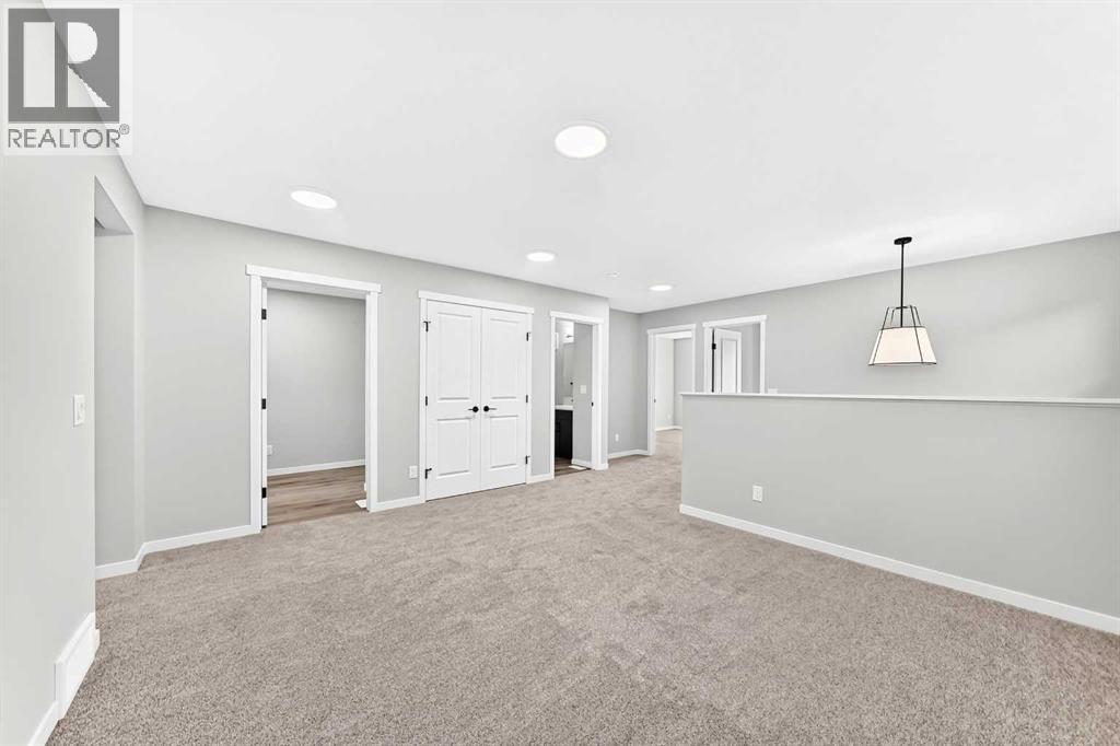99 Mercado Crescent Se Property Photo 43