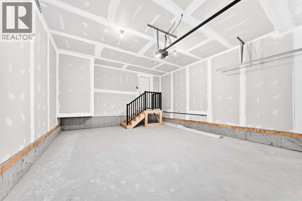 99 Mercado Crescent Se Property Photo 47