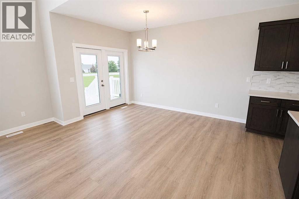 4438 Van Eaton Way Property Photo 7