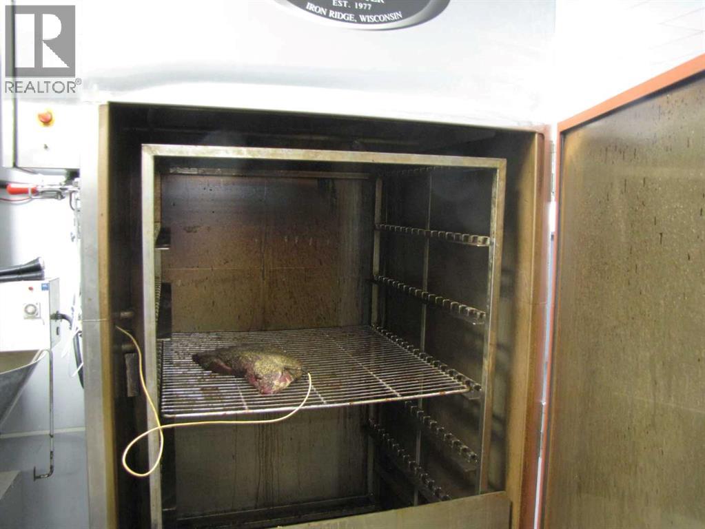 4804 50 Street Property Photo 21