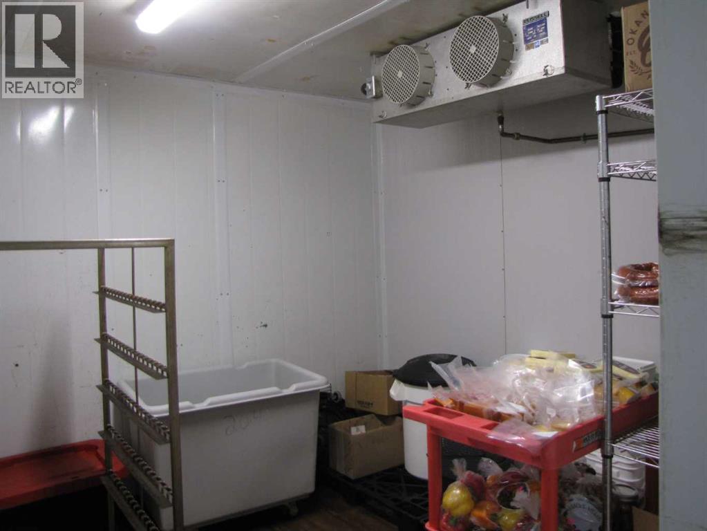 4804 50 Street Property Photo 27