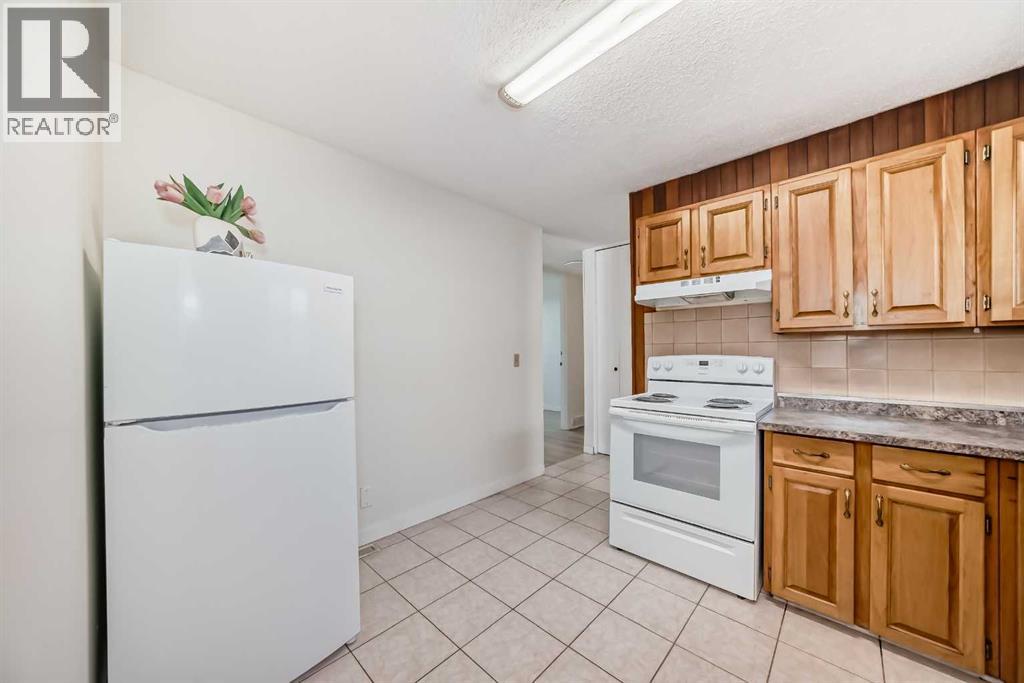 7807 20a Street Se Property Photo 12