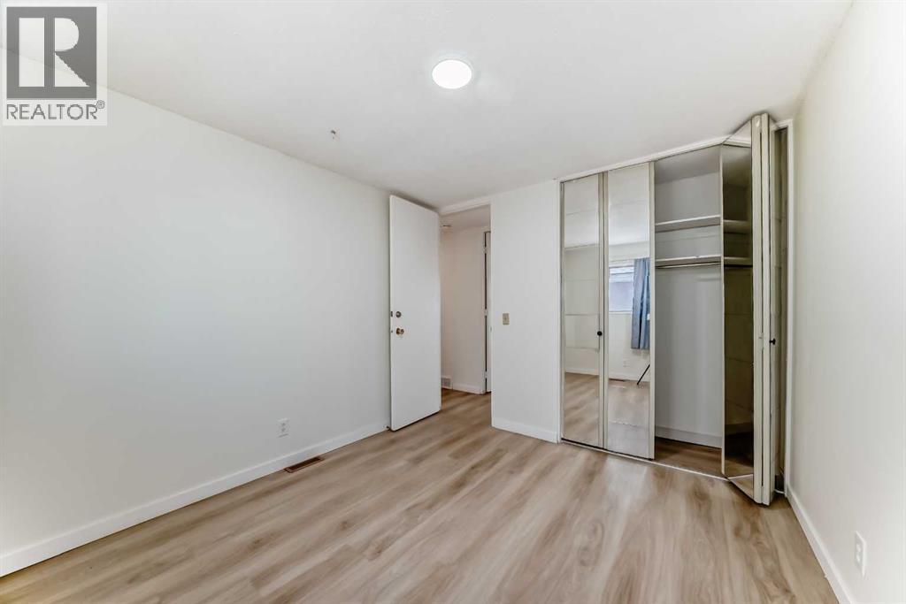 7807 20a Street Se Property Photo 16