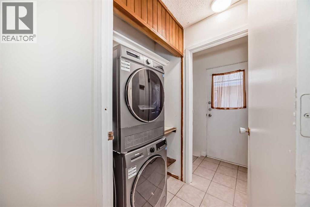 7807 20a Street Se Property Photo 22