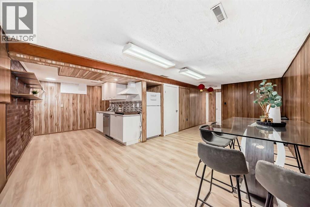 7807 20a Street Se Property Photo 27