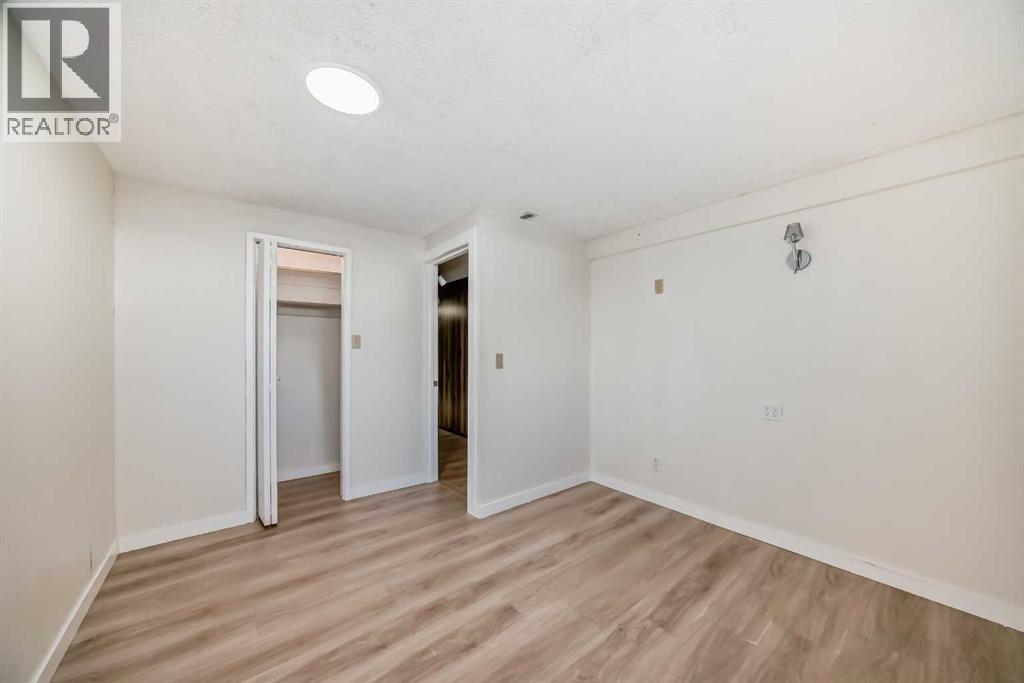 7807 20a Street Se Property Photo 29