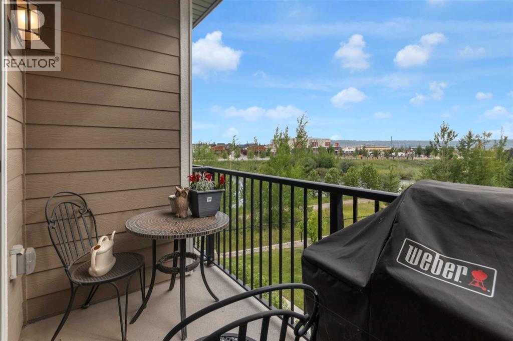 250 Fireside View Property Photo 14