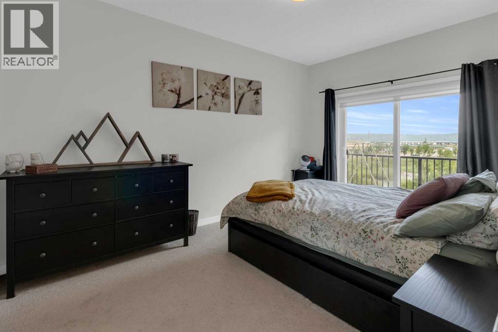 250 Fireside View Property Photo 17