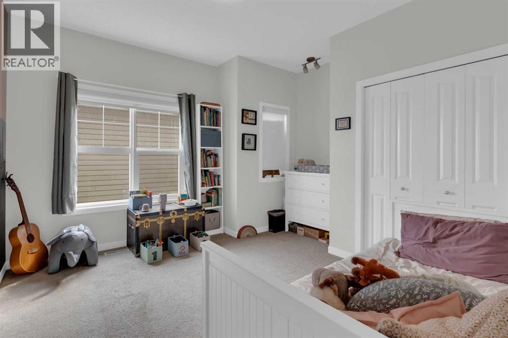 250 Fireside View Property Photo 21