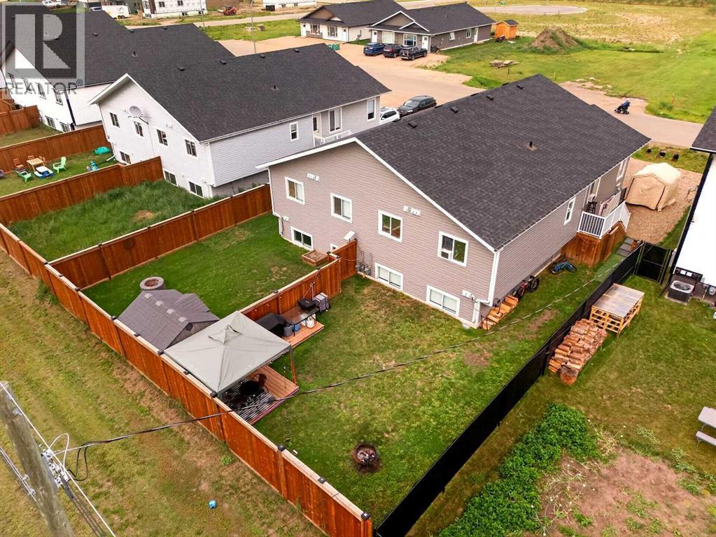 10225 105 Ave Property Photo 5