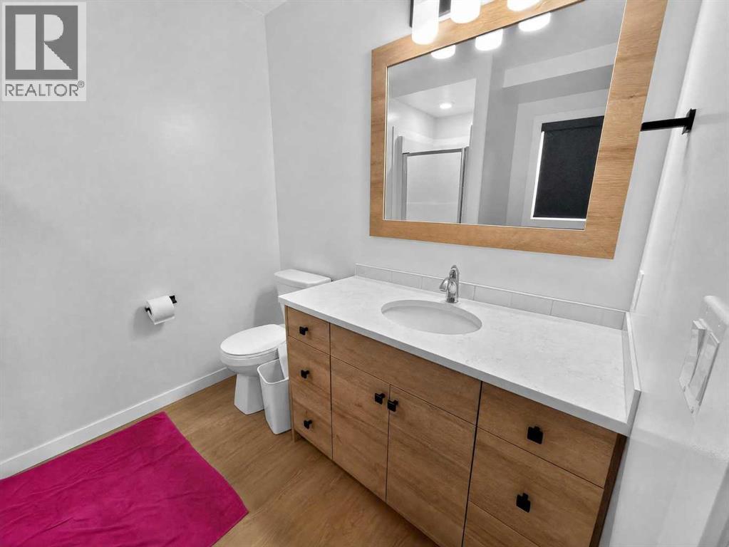 10225 105 Ave Property Photo 19