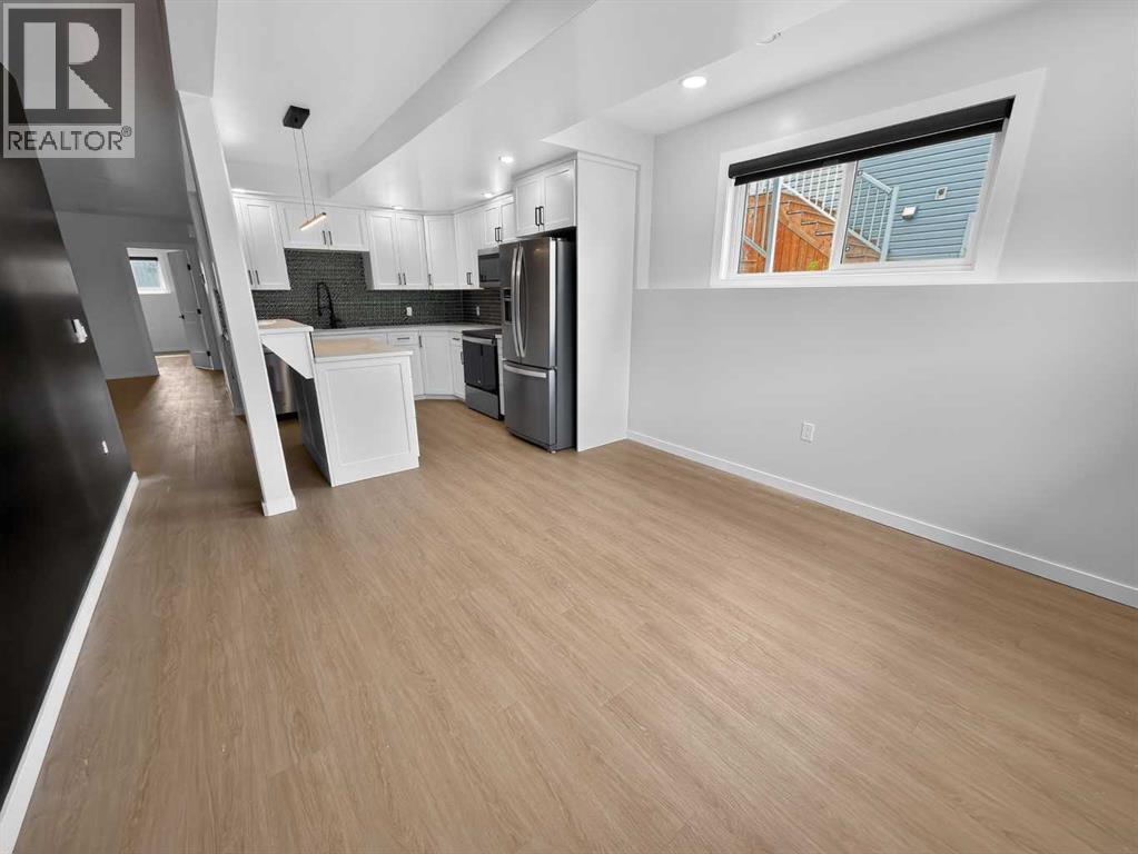 10225 105 Ave Property Photo 25