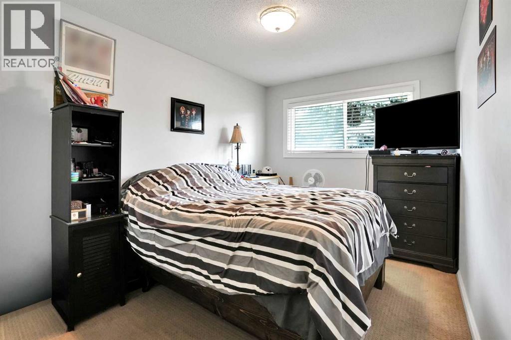 5748 Dalmead Crescent Nw Property Photo 17