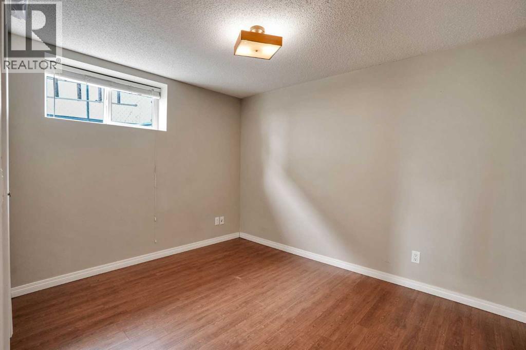 5748 Dalmead Crescent Nw Property Photo 32