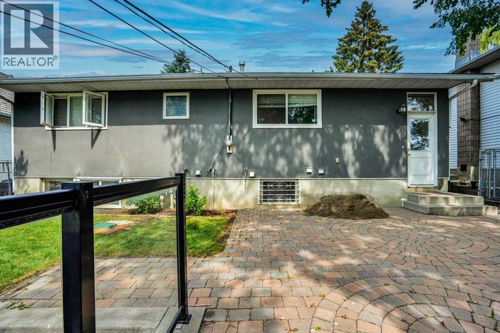 5748 Dalmead Crescent Nw Property Photo 46