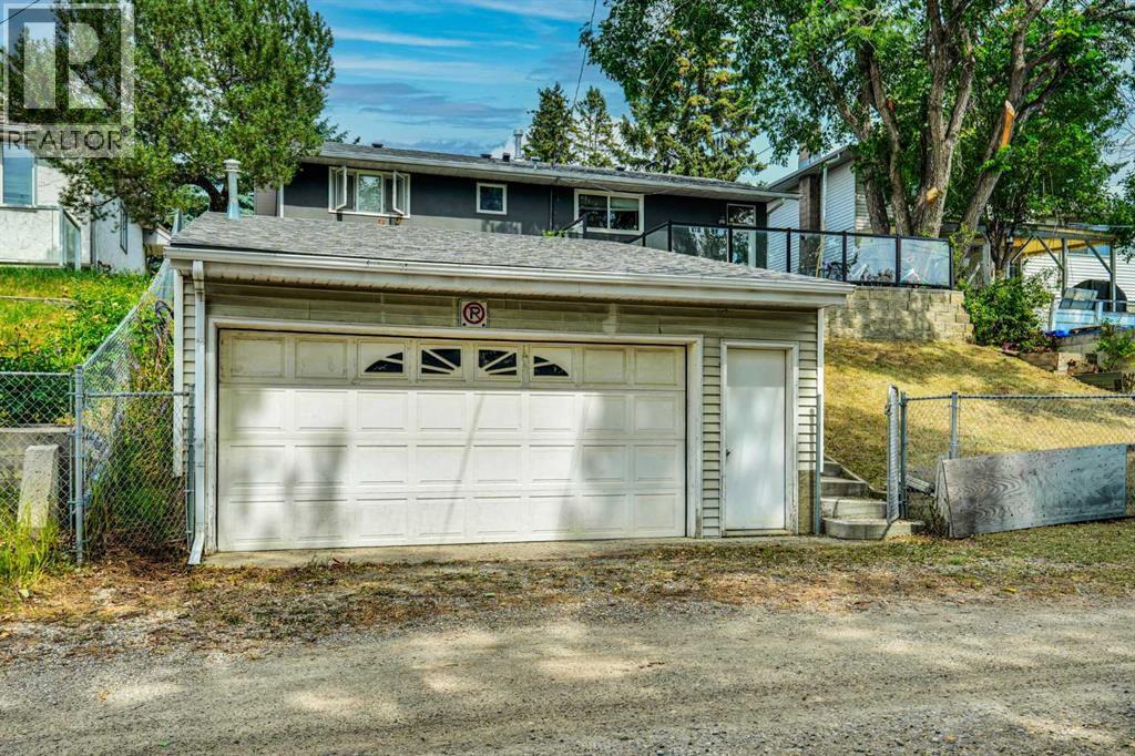 5748 Dalmead Crescent Nw Property Photo 47