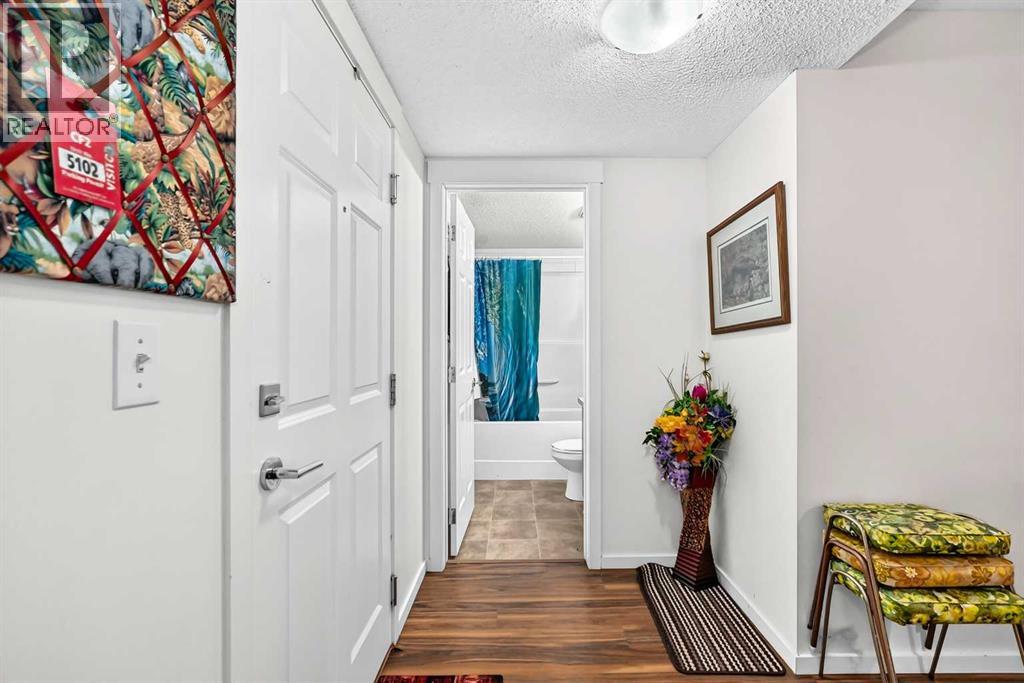 755 Copperpond Boulevard Southeast Property Photo 5