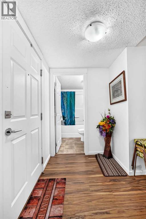 755 Copperpond Boulevard Southeast Property Photo 6