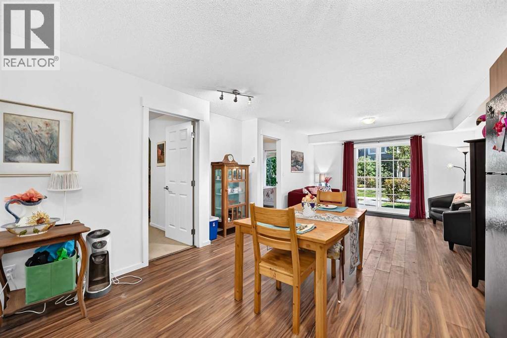 755 Copperpond Boulevard Southeast Property Photo 12