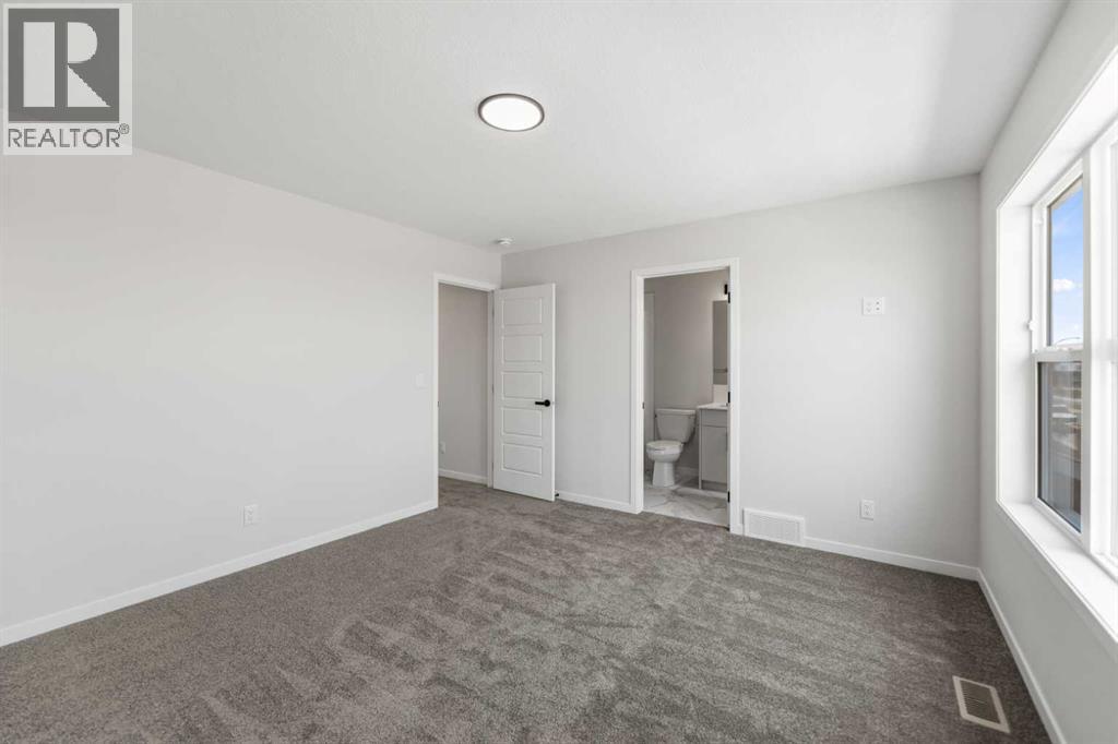 247 Lucas Gate Nw Property Photo 18