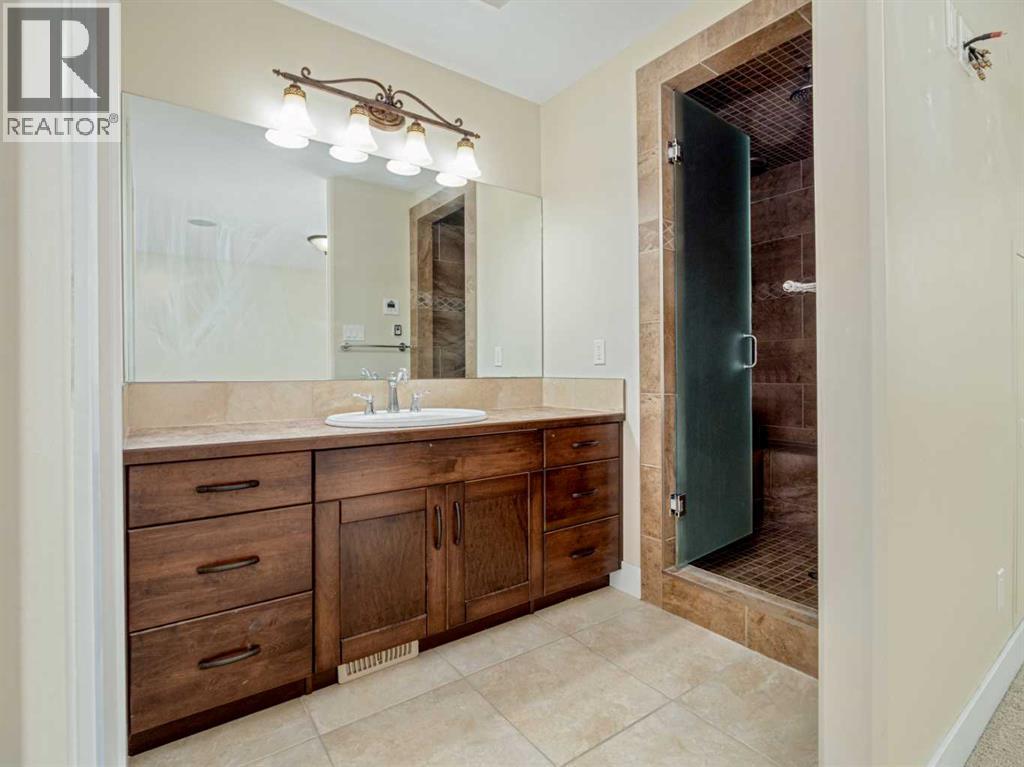132 14 Street N Property Photo 20