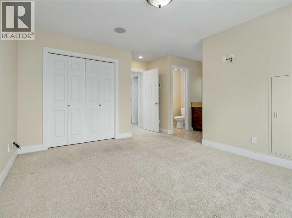 132 14 Street N Property Photo 23