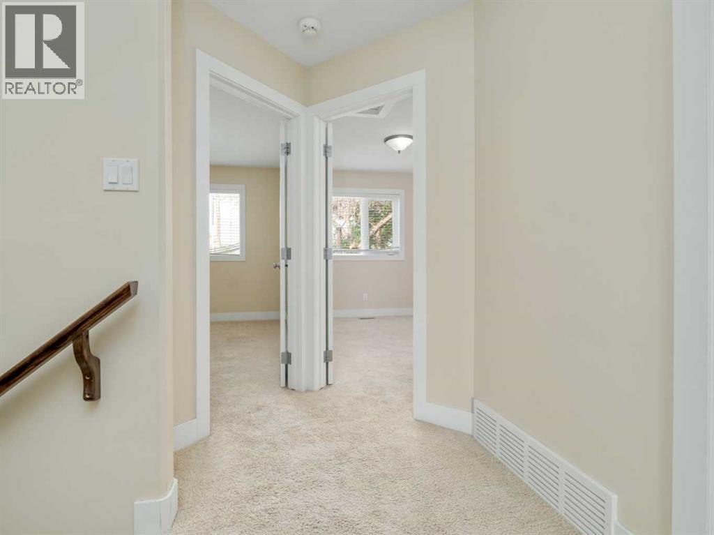 132 14 Street N Property Photo 24